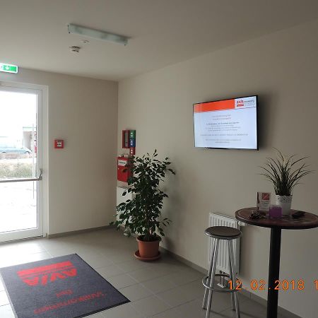 Avia Motel Bisamberg Korneuburg Eksteriør billede